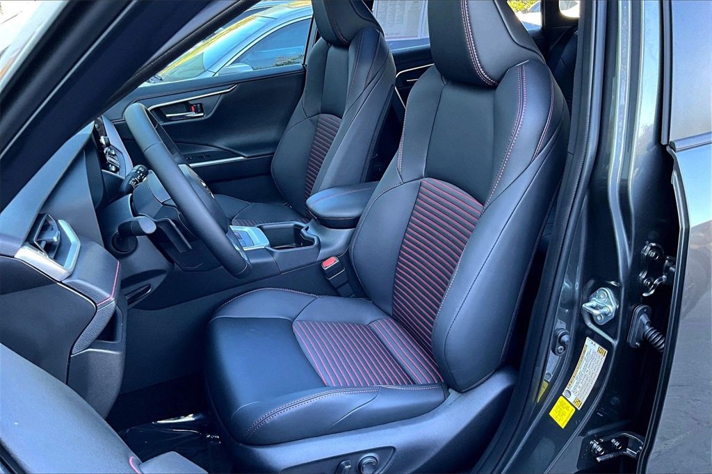 Certified 2025 Toyota RAV4 XSE image 21