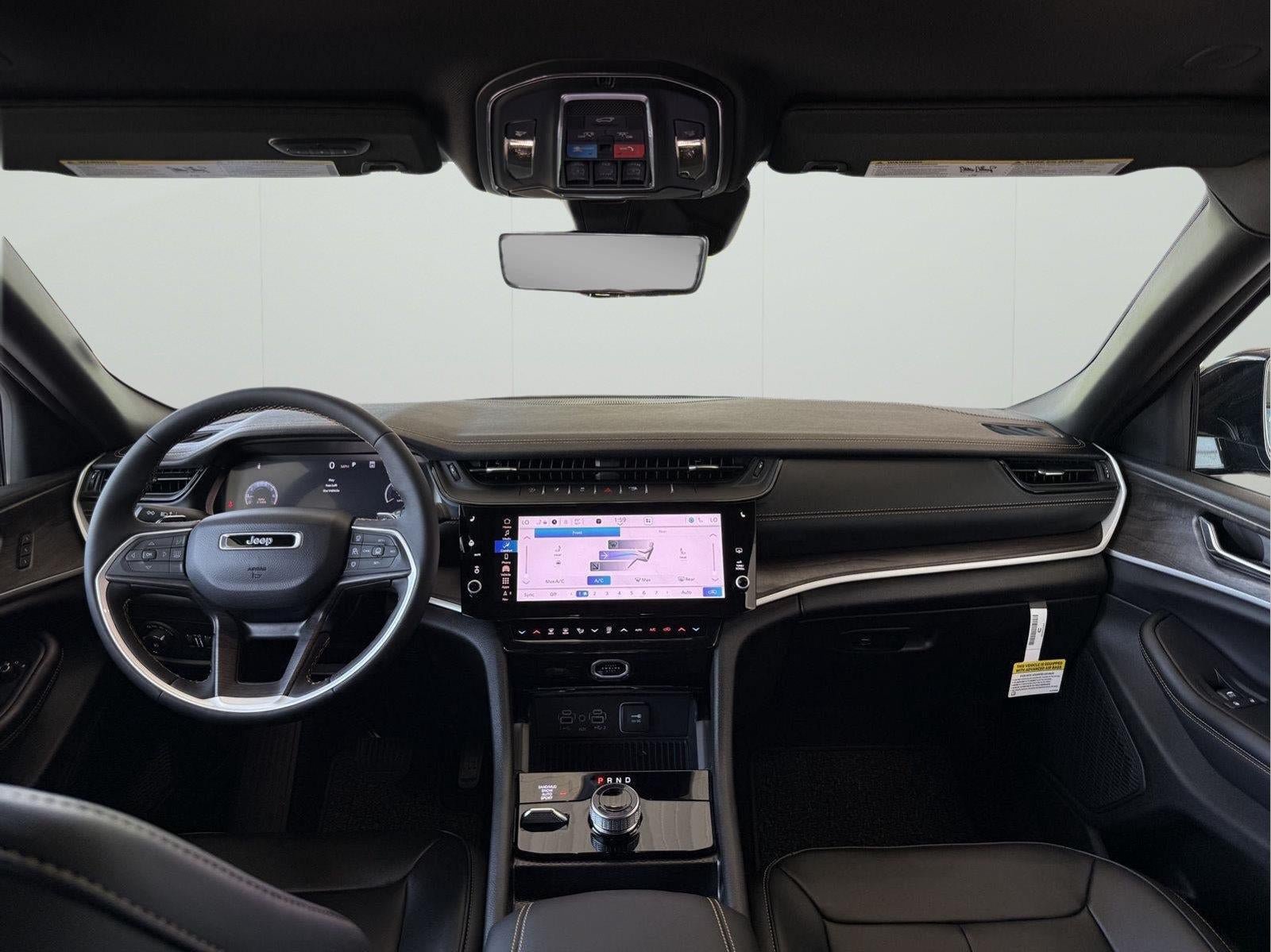 New 2026 Jeep Grand Cherokee L Limited AWD/4WD image 16