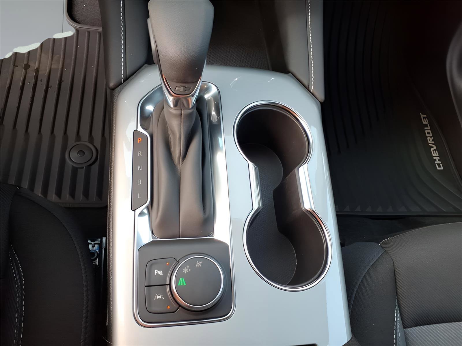 New 2025 Chevrolet Blazer LT w/ Midnight/Sport Edition image 22