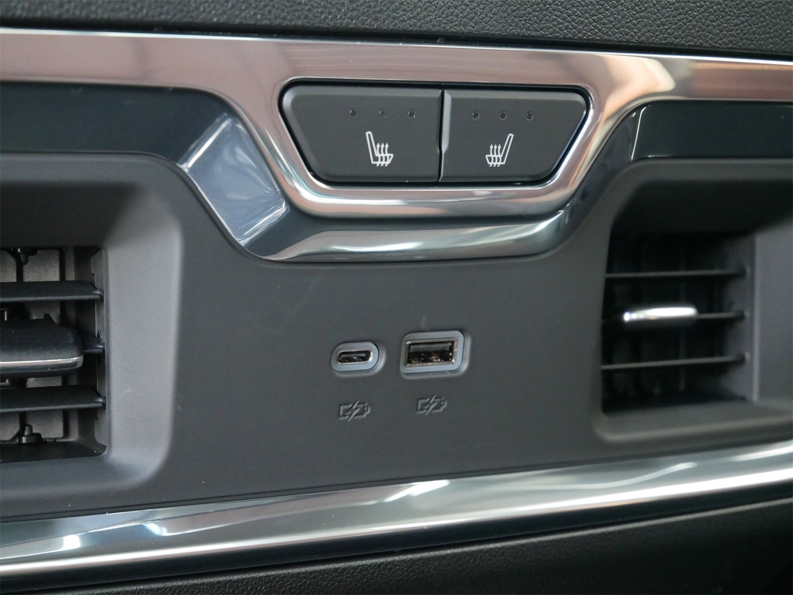 New 2026 GMC Sierra 1500 Denali Ultimate image 8