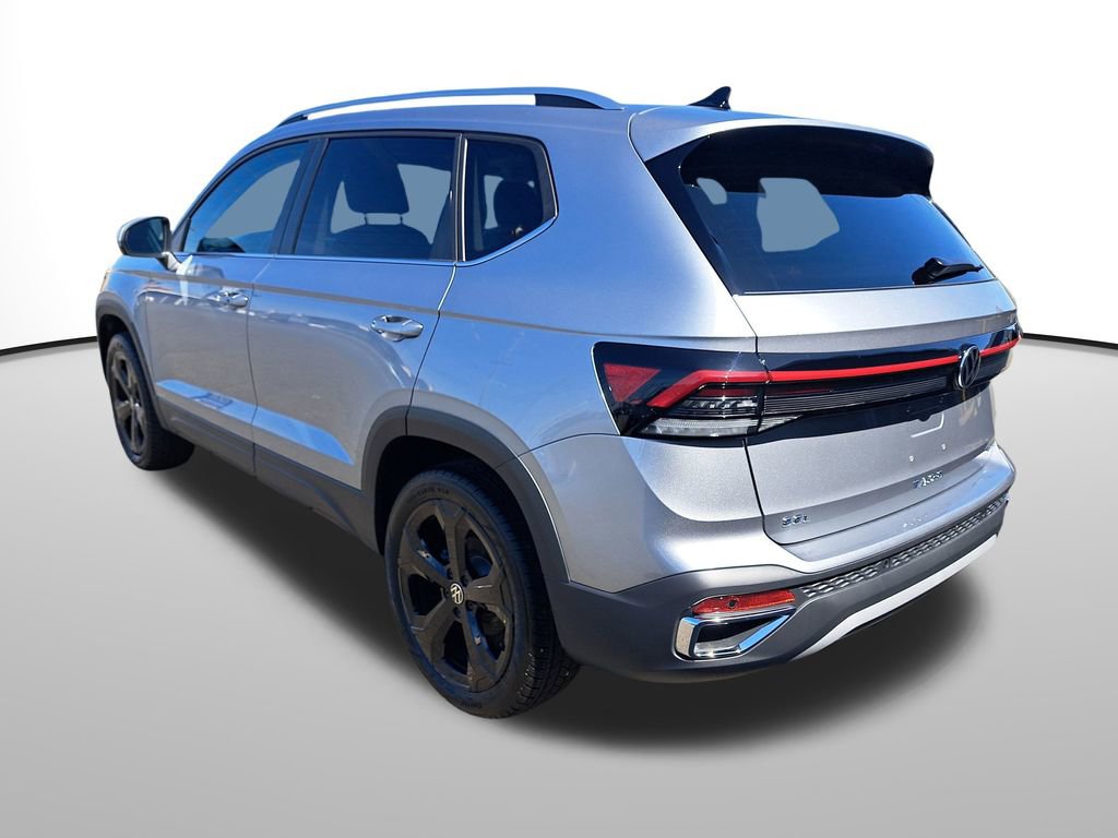 New 2025 Volkswagen Taos SEL image 8