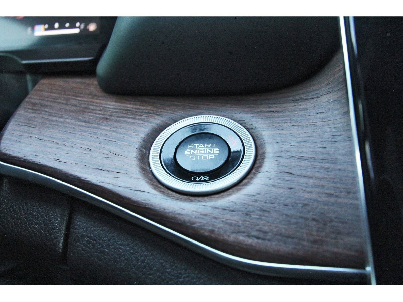 Used 2023 Jeep Grand Cherokee Summit w/ Adv Protech Group IV image 19