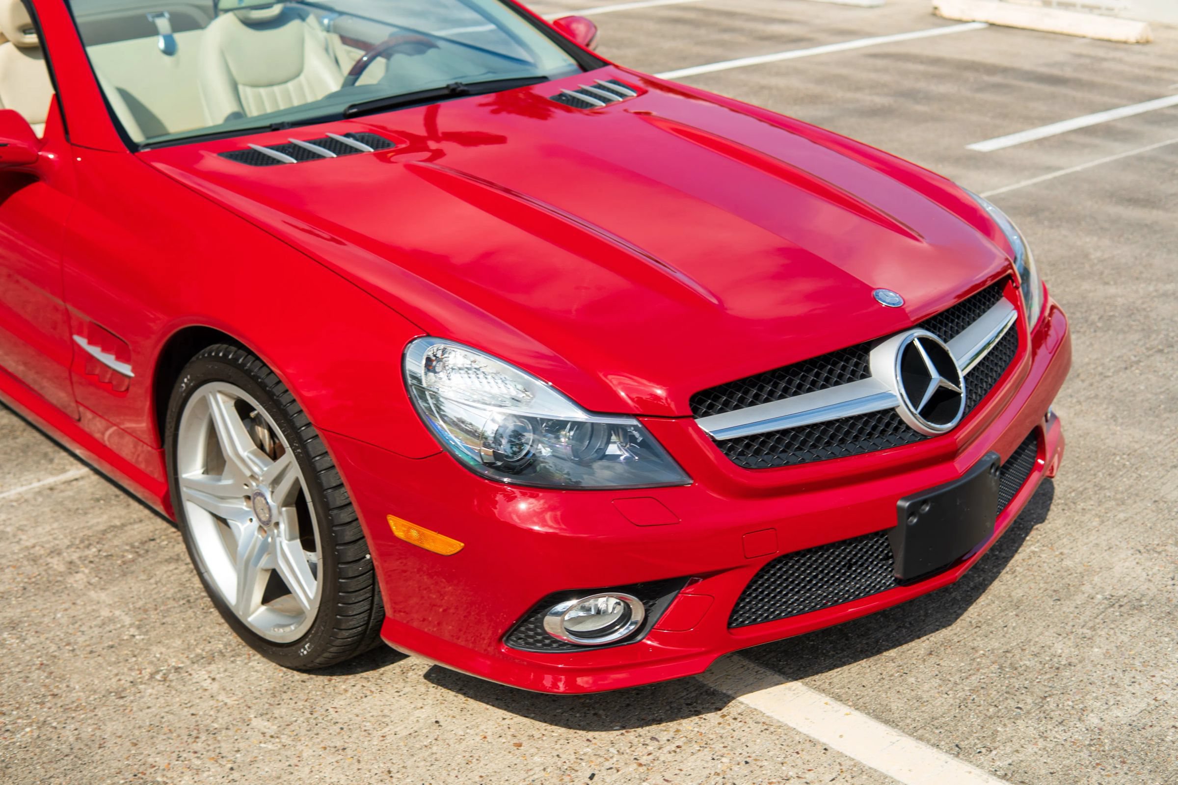 Used 2011 Mercedes-Benz SL 550 image 15