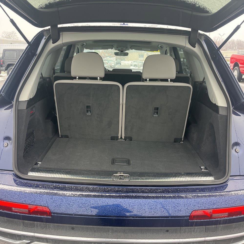 Used 2022 Audi Q7 Premium Plus w/ Premium Plus Package image 8