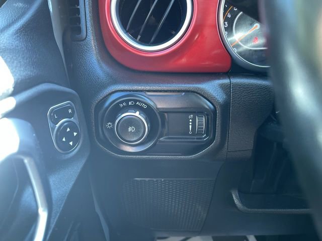 Used 2023 Jeep Wrangler Unlimited Rubicon w/ Cold Weather Group image 19