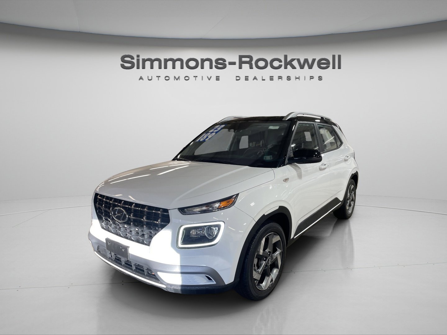 Used 2023 Hyundai Venue Limited w/ Cargo Package video 1