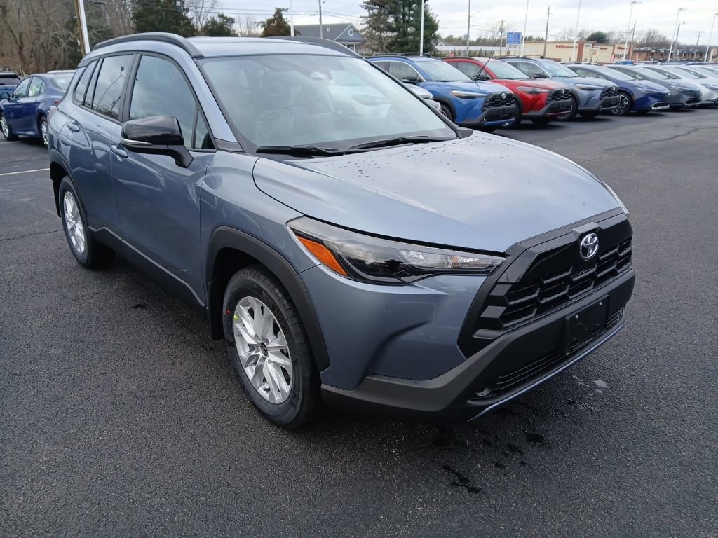 New 2026 Toyota Corolla Cross LE video 1