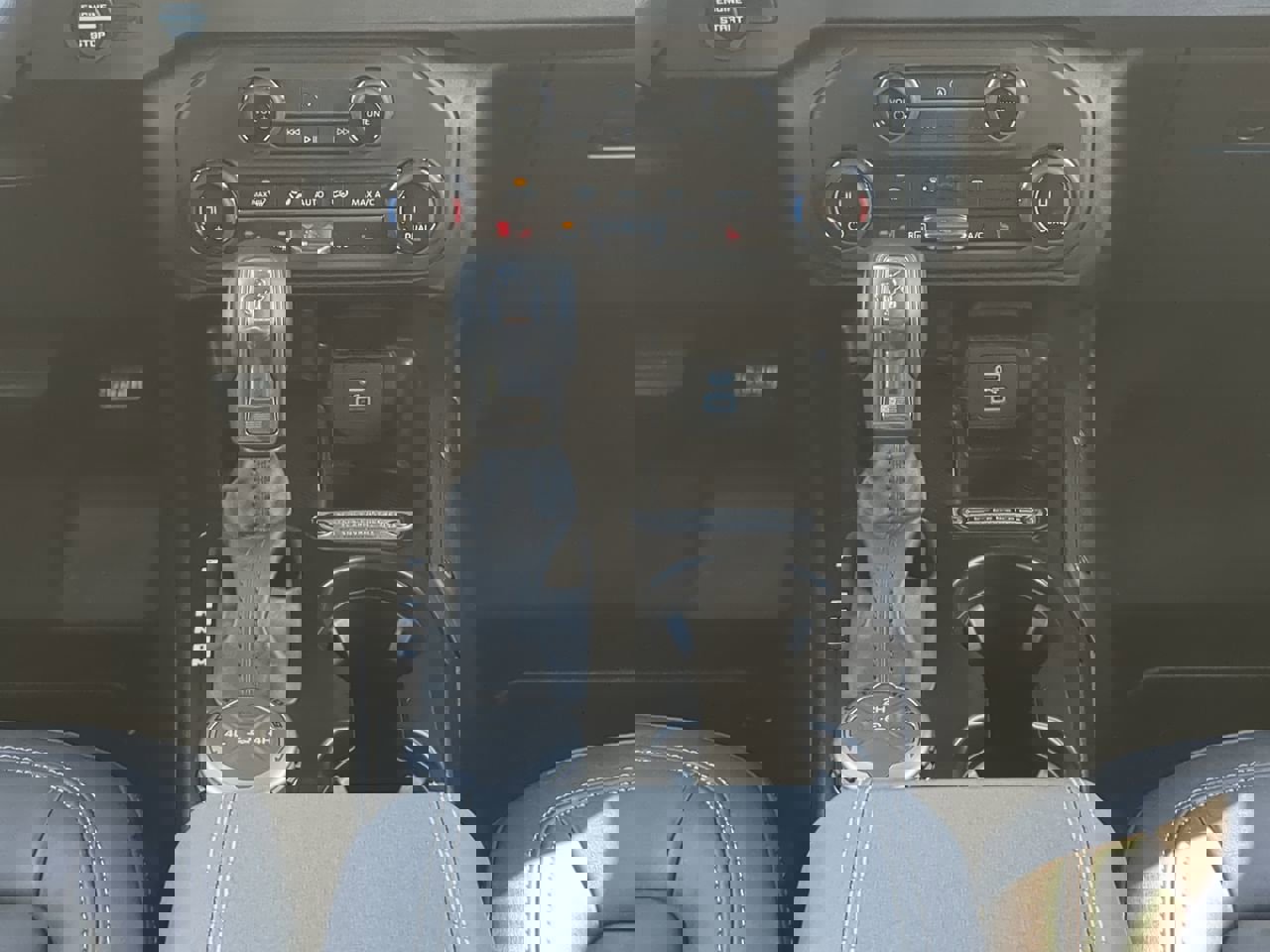 New 2025 Ford Bronco Big Bend image 17