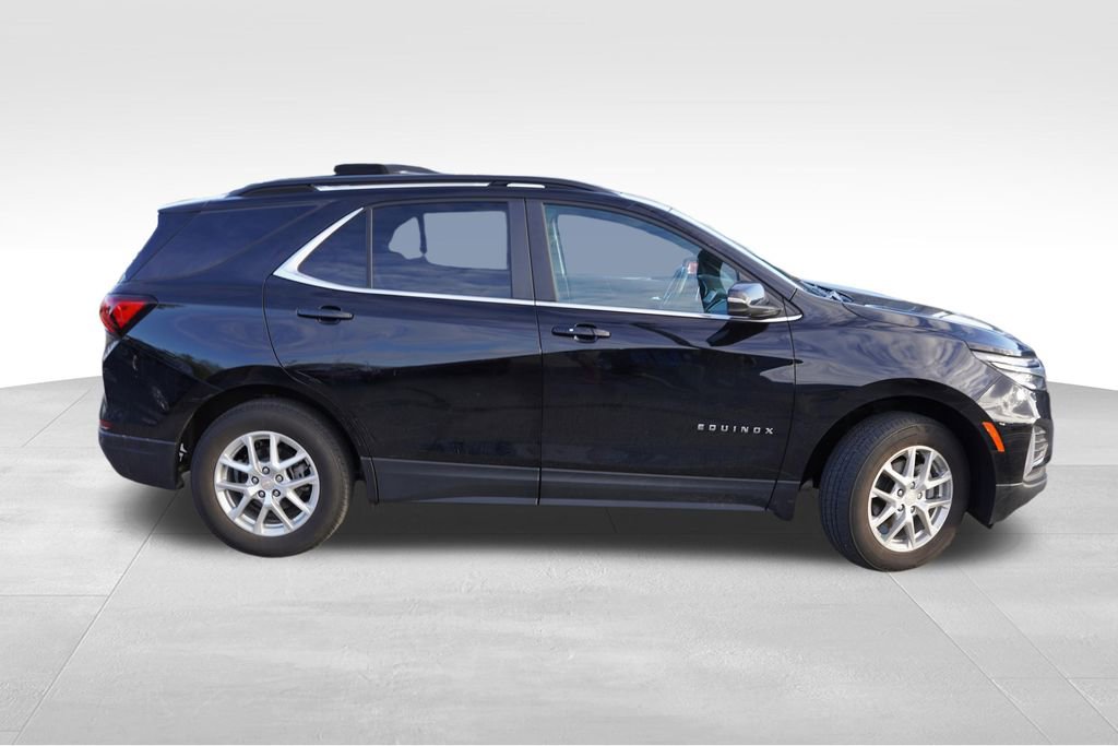 Certified 2022 Chevrolet Equinox LT AWD/4WD image 2