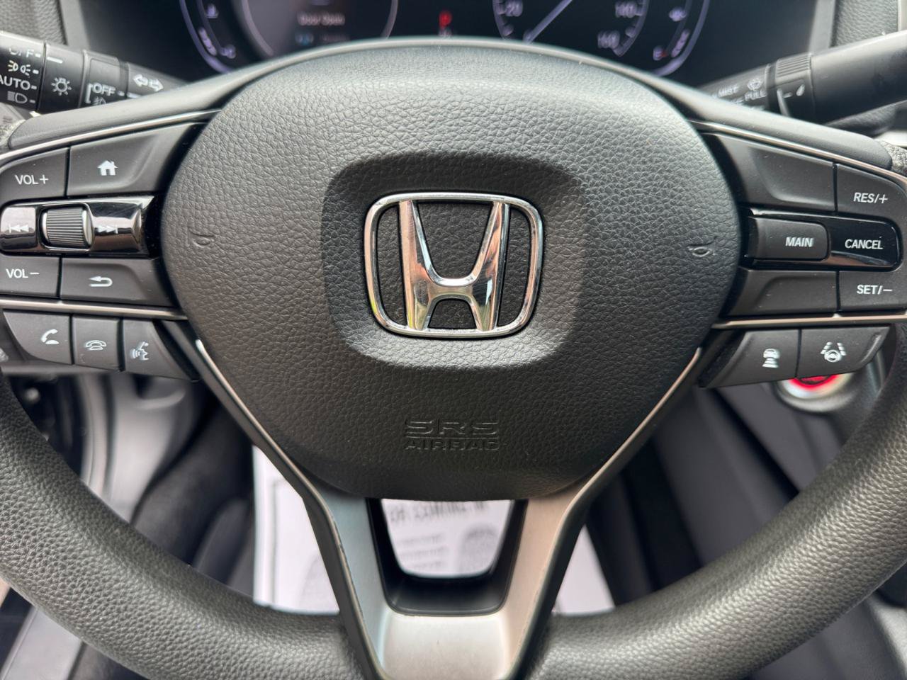 Used 2018 Honda Accord EX image 17