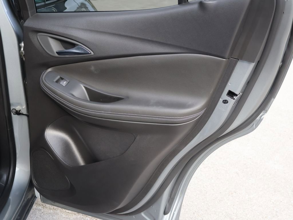 Used 2025 Buick Encore GX Avenir w/ Avenir Convenience Package image 16