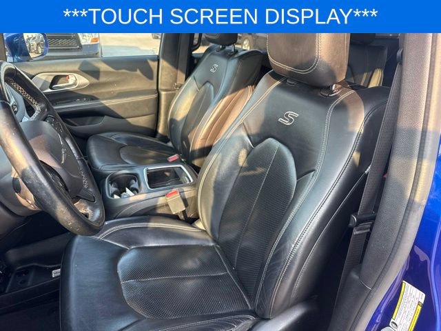 Used 2018 Chrysler Pacifica Touring-L Plus w/ Advanced Safetytec Group FWD image 8