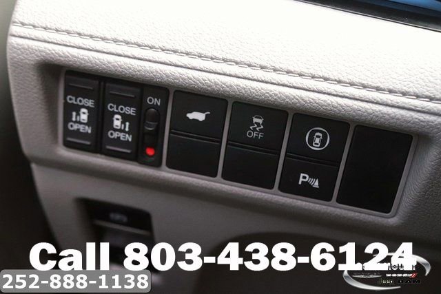 Used 2023 Honda Odyssey Elite image 29
