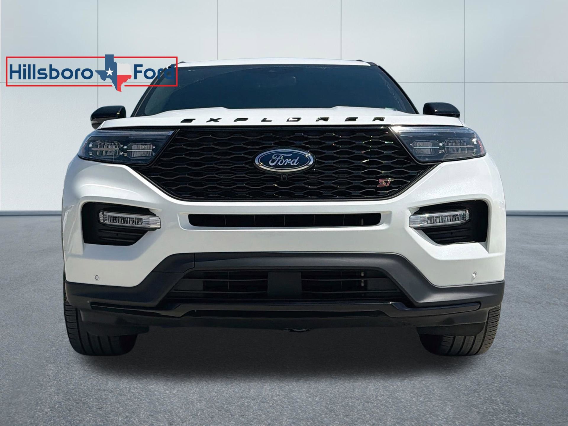 Used 2024 Ford Explorer ST w/ Equipment Group 401A AWD/4WD image 2