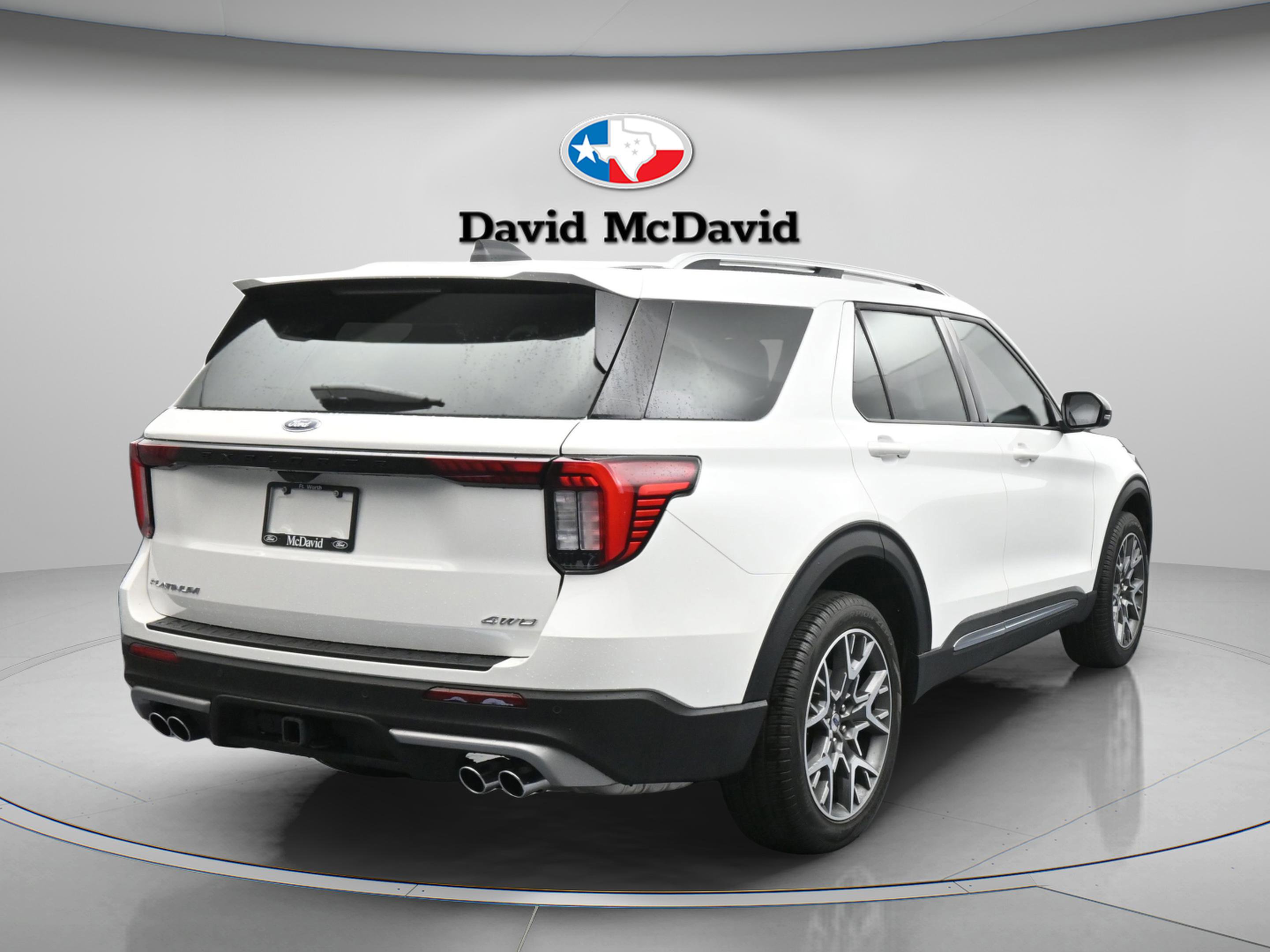 Used 2025 Ford Explorer Platinum w/ Ultimate Package image 8