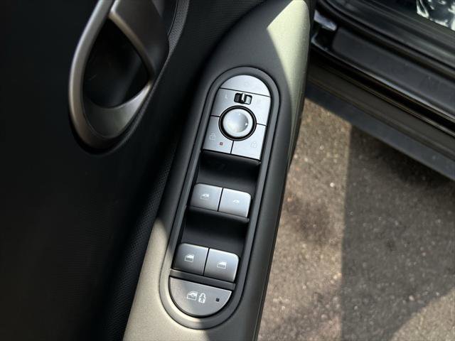 New 2025 Hyundai Ioniq 5 SEL image 11