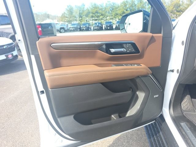 New 2026 Chevrolet Tahoe High Country image 13