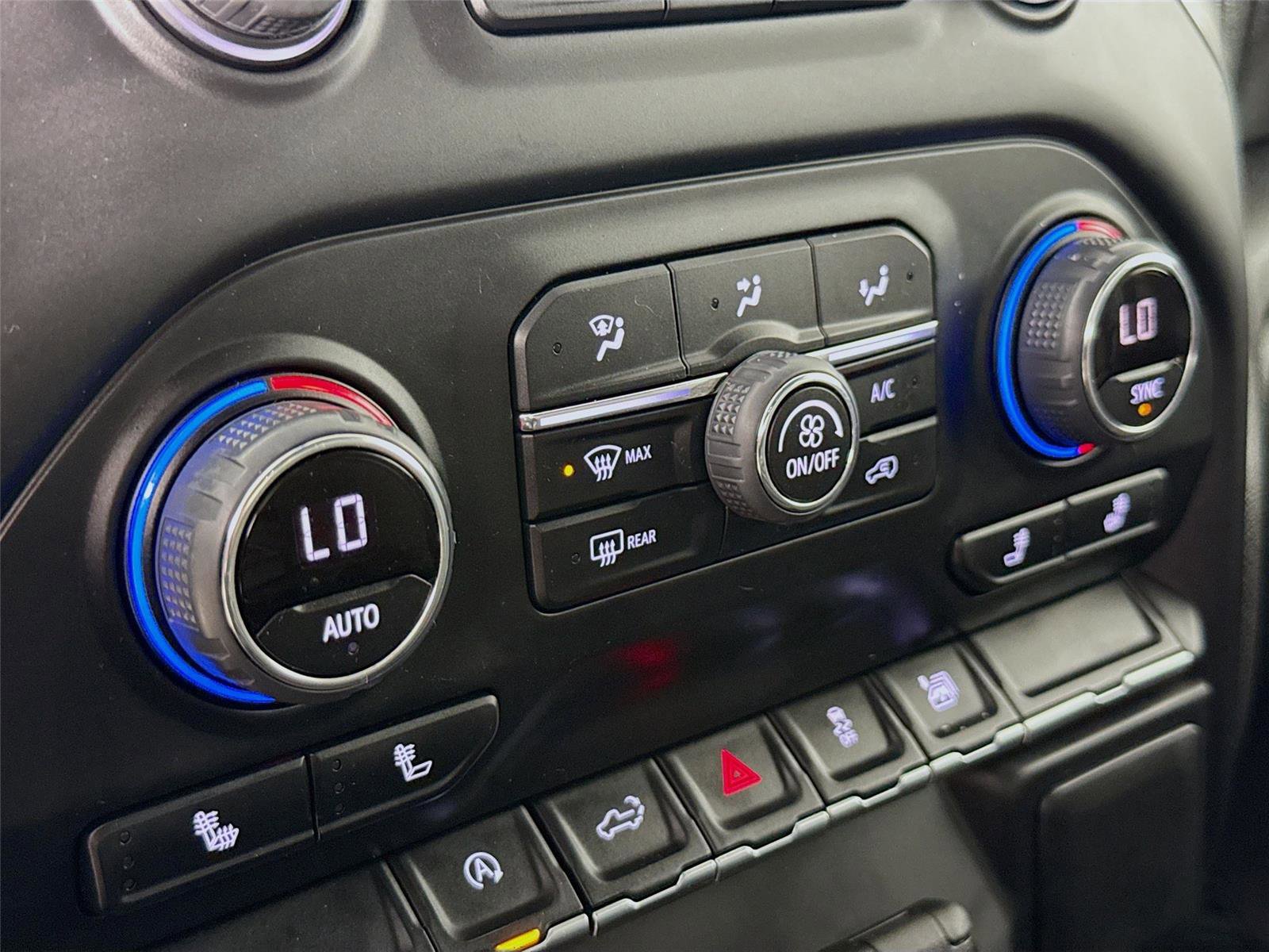 Used 2022 Chevrolet Silverado 1500 LT image 16