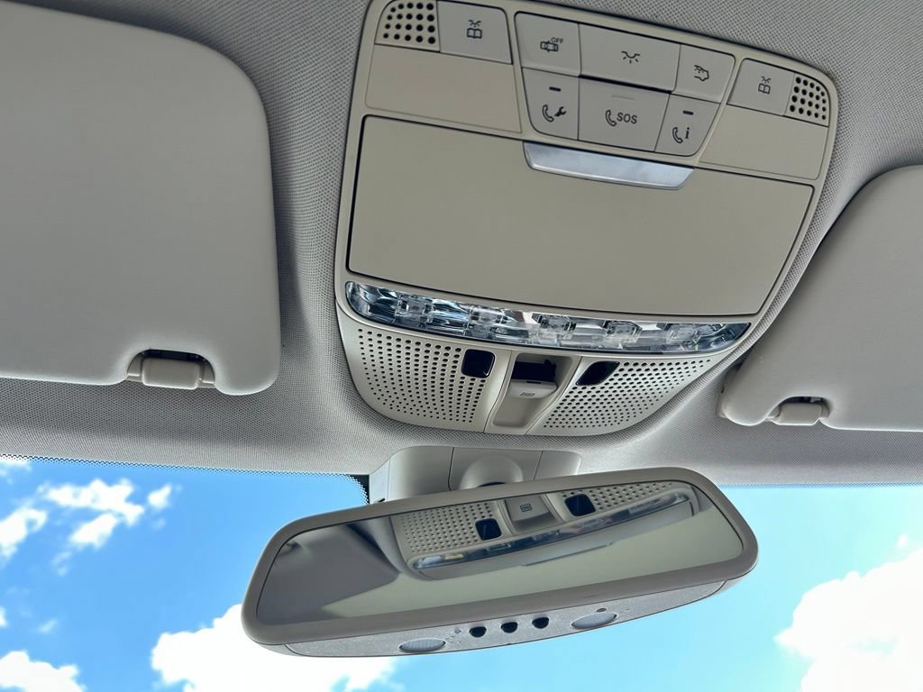 Used 2015 Mercedes-Benz C 300 4MATIC Sedan image 28