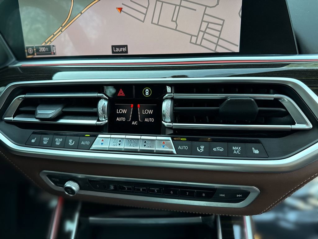 Used 2020 BMW X5 xDrive50i w/ Executive Package AWD/4WD image 17