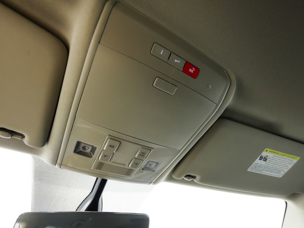 Used 2021 Volkswagen Atlas SE image 33