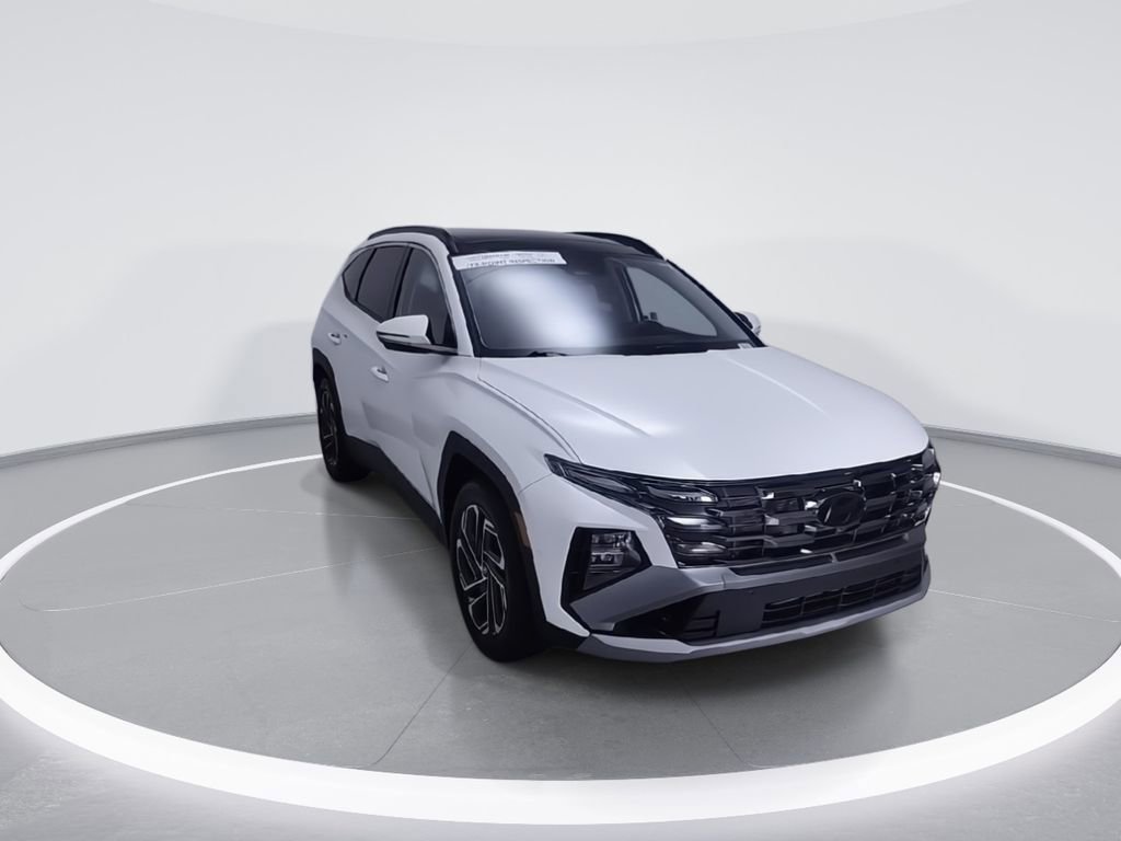 Used 2025 Hyundai Tucson Limited FWD image 3