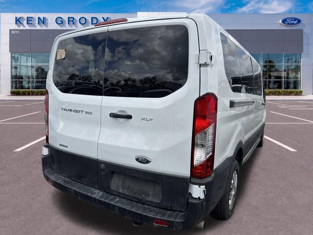 Used 2023 Ford Transit 350 XLT RWD image 6