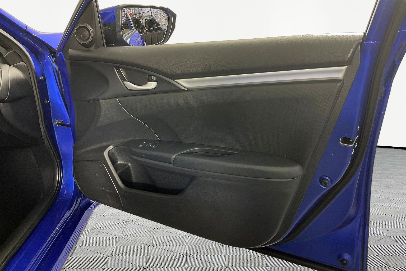 Used 2020 Honda Civic Sport image 26