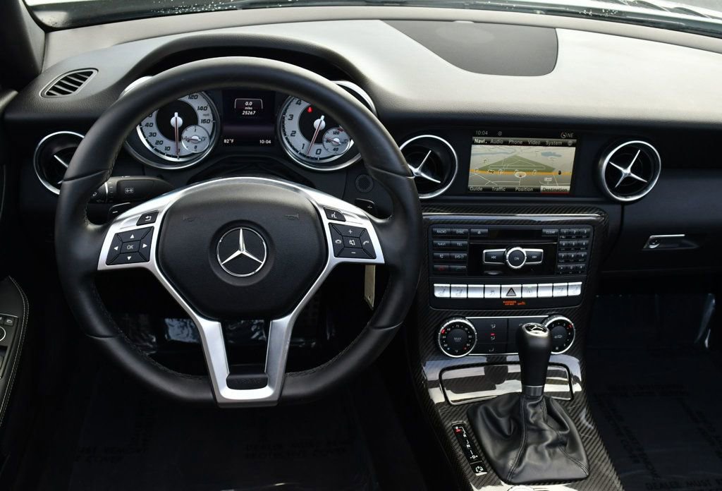 Used 2015 Mercedes-Benz SLK 350 image 67