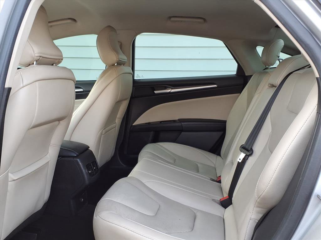 Used 2017 Ford Fusion Titanium image 10