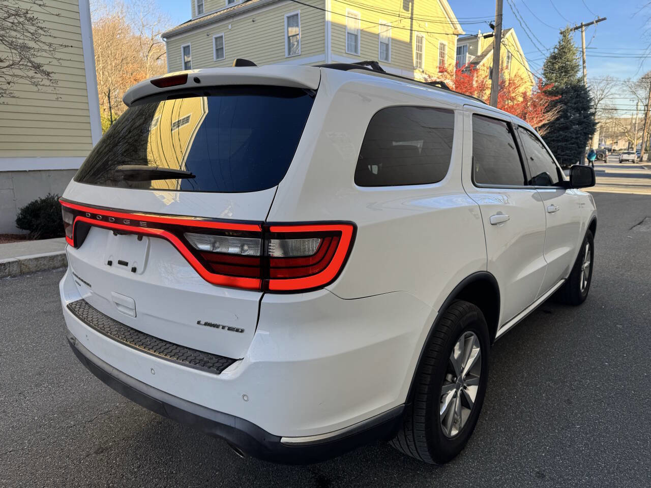 Used 2015 Dodge Durango Limited w/ Nav & Power Liftgate Group image 11