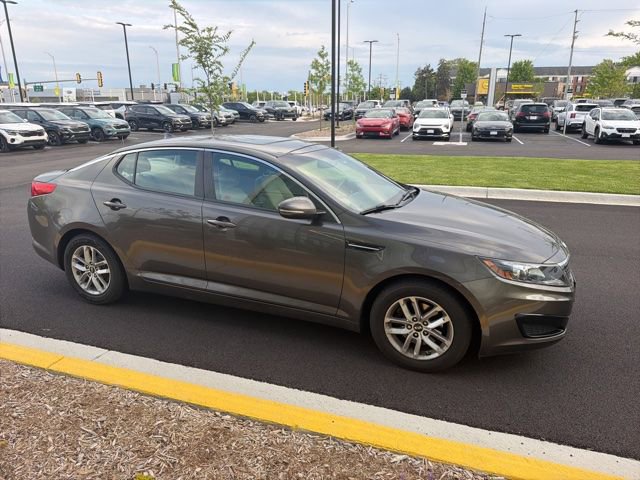 Used 2011 Kia Optima LX w/ Convenience Pkg FWD image 9