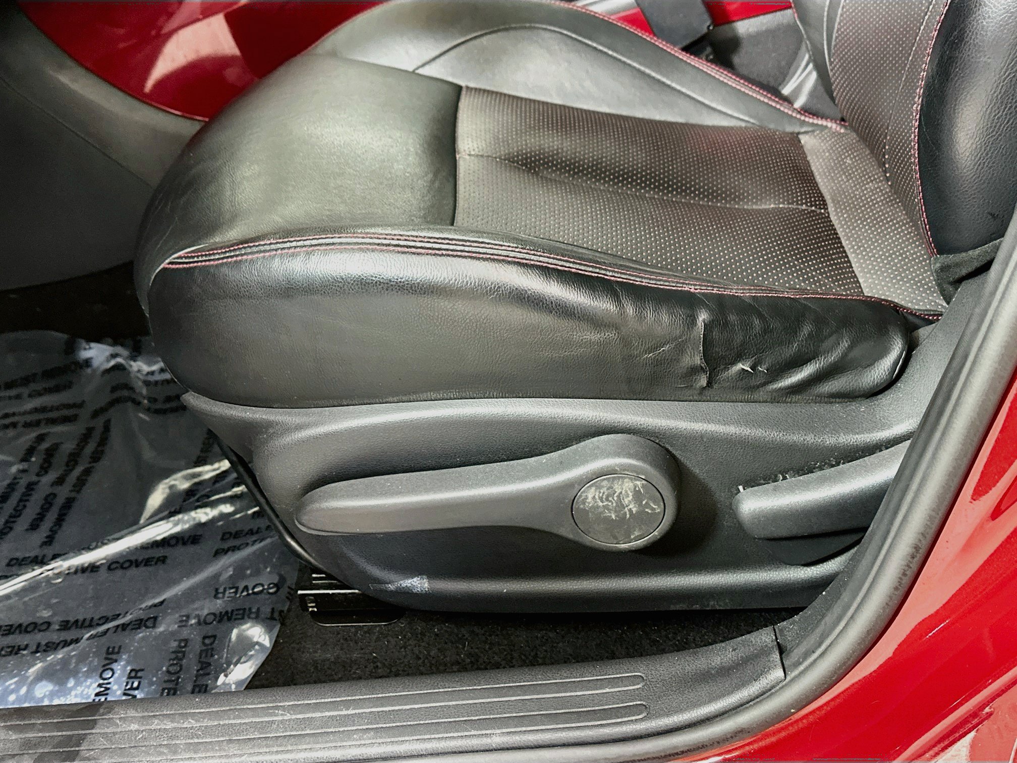 Used 2011 Nissan Juke SL FWD image 18