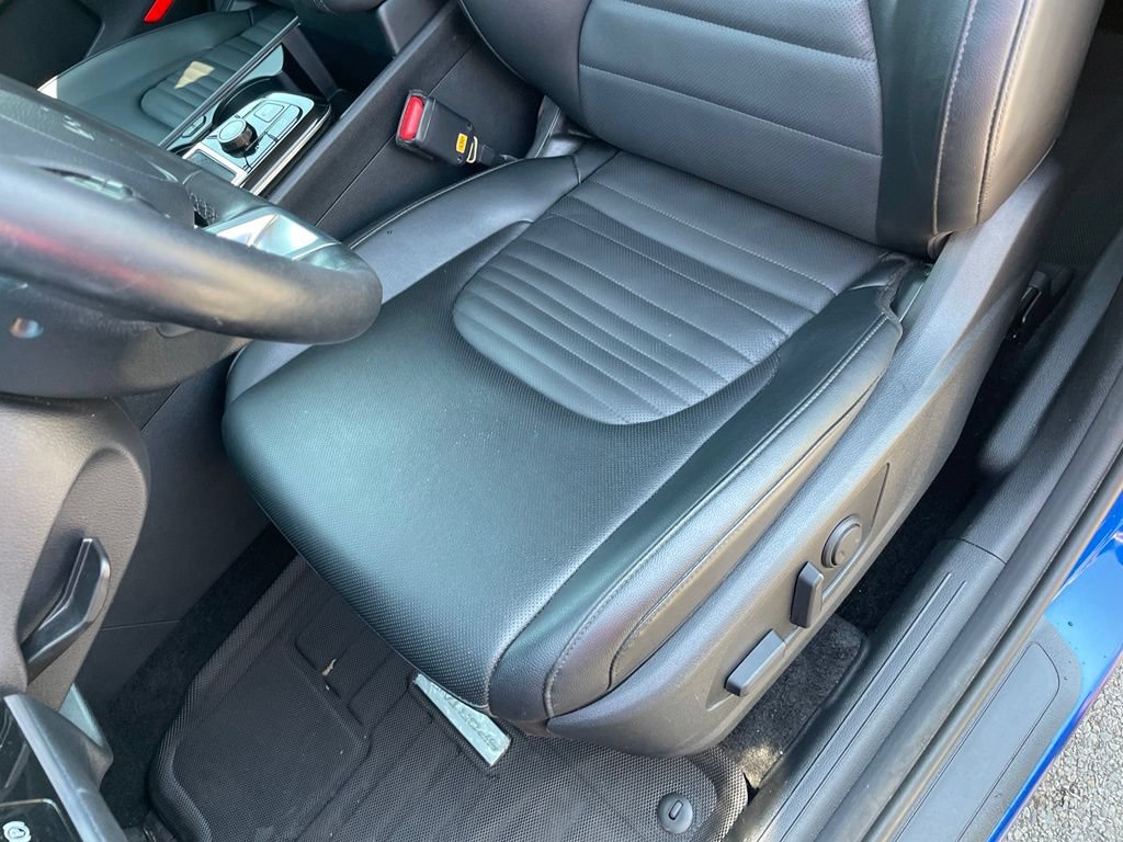 Certified 2025 Kia Sportage SX FWD image 24
