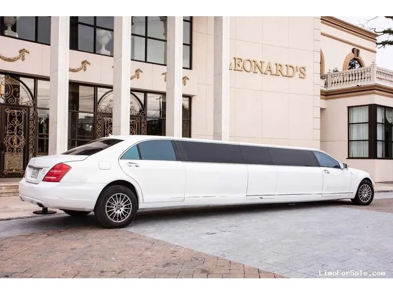 Used 2013 Mercedes-Benz S 550 4MATIC image 5