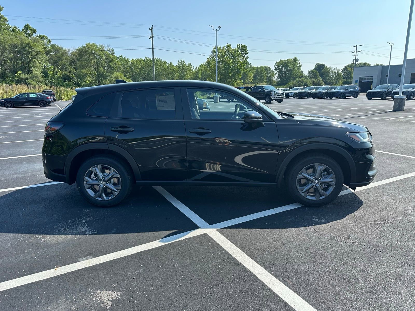 New 2026 Honda HR-V LX image 6
