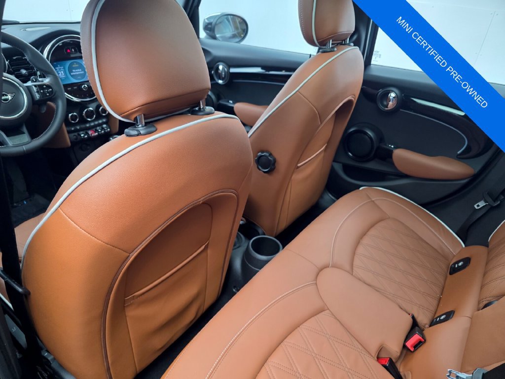Used 2024 MINI Cooper S w/ Signature Upholstery Package FWD image 15