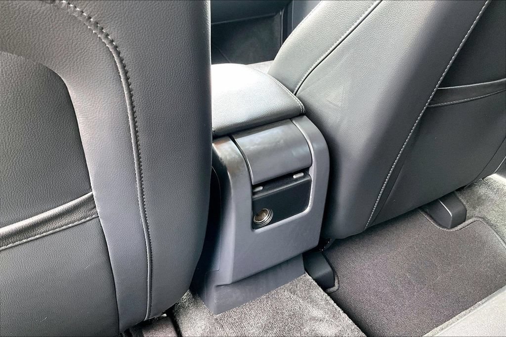 Used 2015 Volvo XC60 T5 Premier w/ Proximity Package FWD image 33