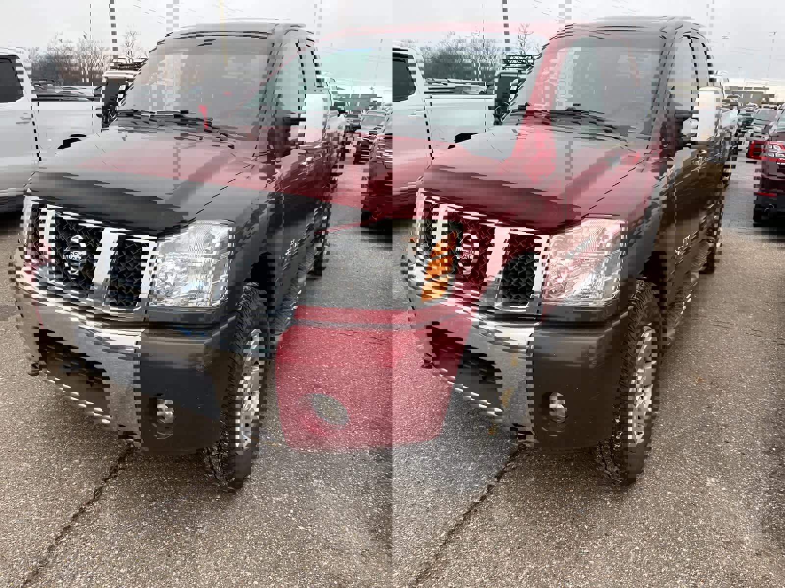 Used 2006 Nissan Titan LE w/ (S01) Side-Airbag Pkg w/ VDC image 3