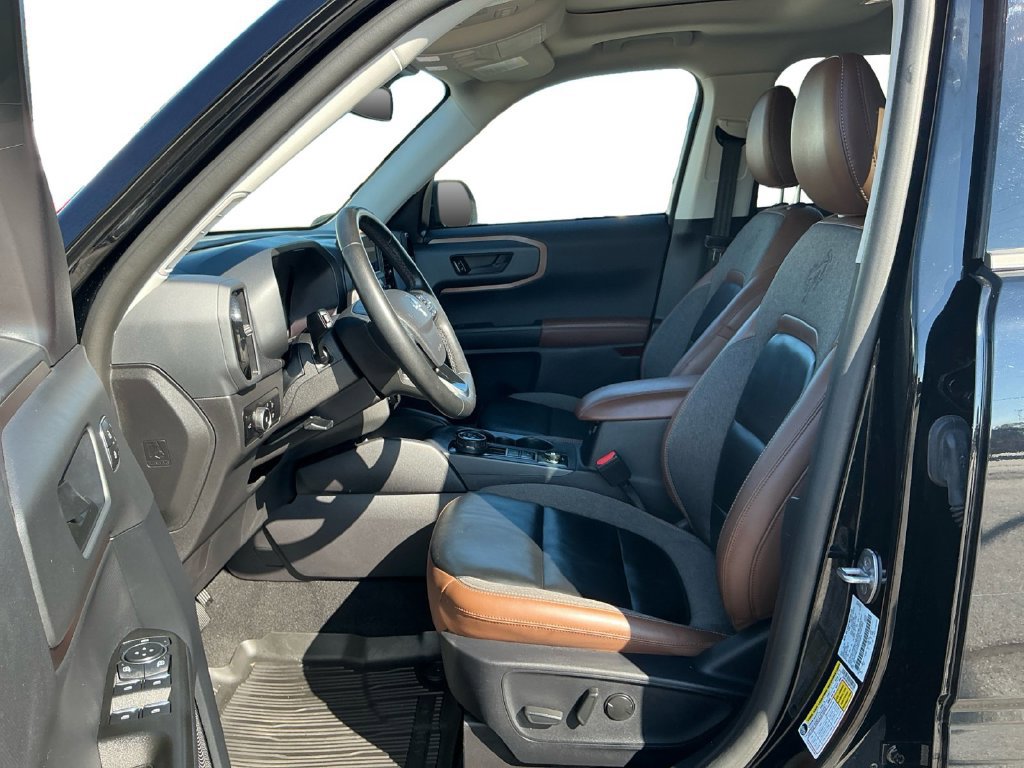 Used 2024 Ford Bronco Sport Outer Banks w/ Tech Package AWD/4WD image 14