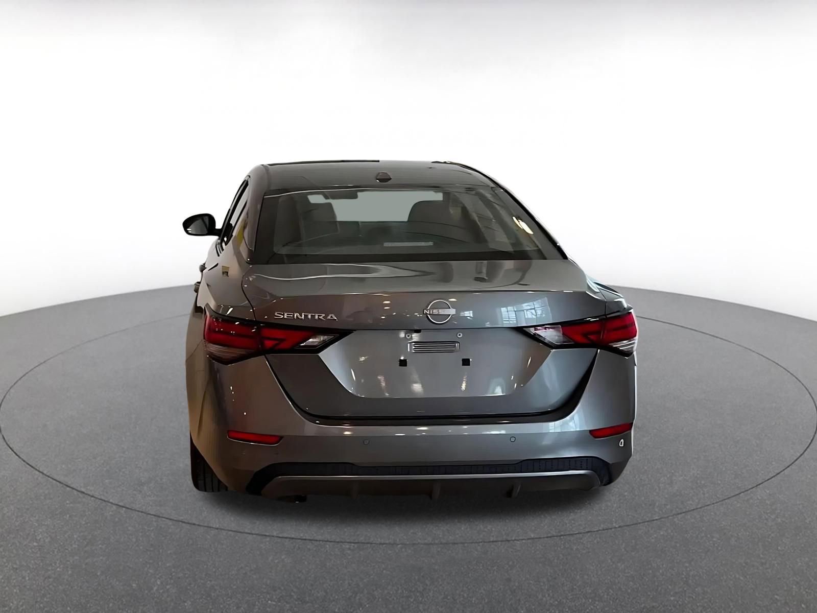 Used 2025 Nissan Sentra SV image 12