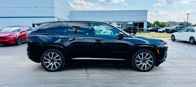 New 2025 Jeep Wagoneer S Limited AWD/4WD image 3