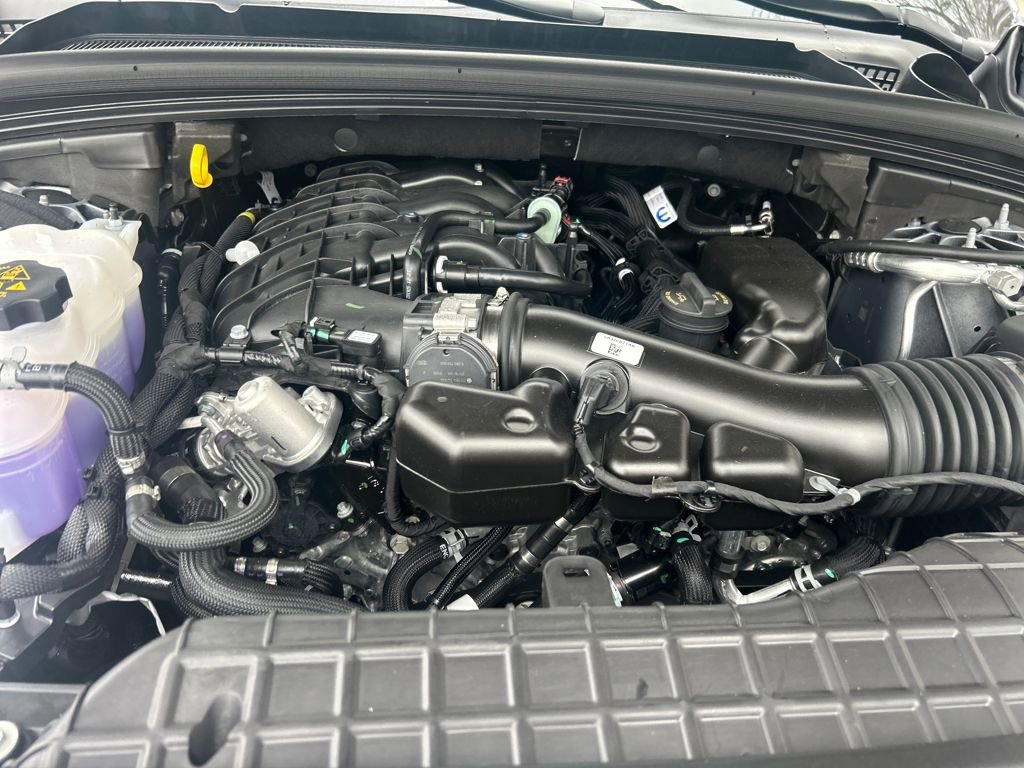 New 2025 Jeep Grand Cherokee Altitude image 3