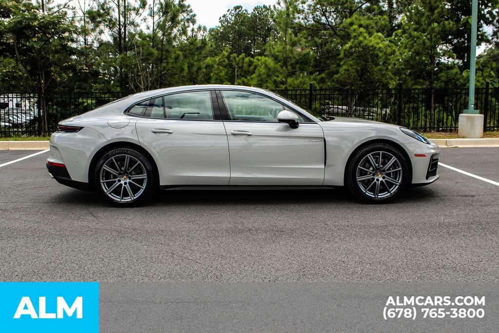 Used 2025 Porsche Panamera 4 image 9