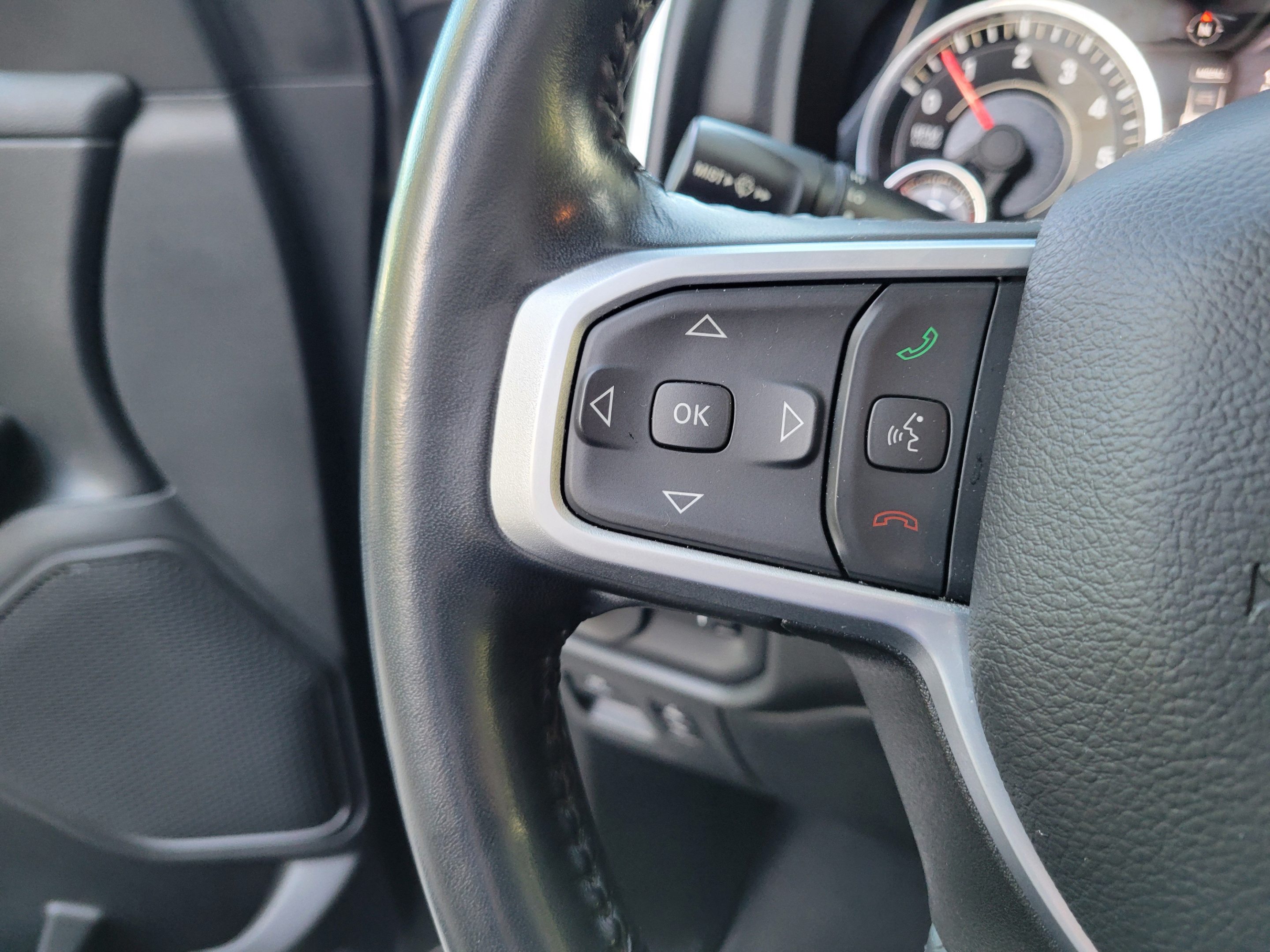 Used 2023 RAM 1500 Big Horn AWD/4WD image 24