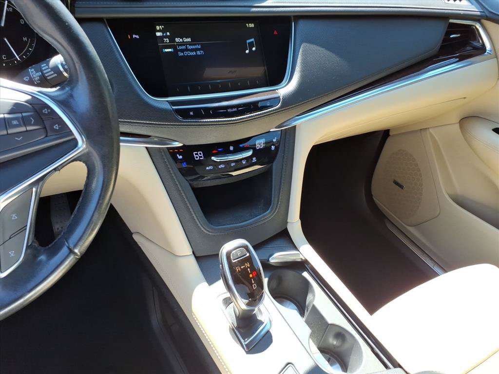 Used 2018 Cadillac XT5 Premium Luxury AWD/4WD image 34