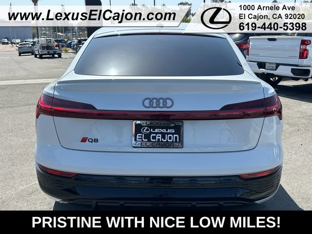 Used 2024 Audi Q8 e-tron Premium AWD/4WD image 5
