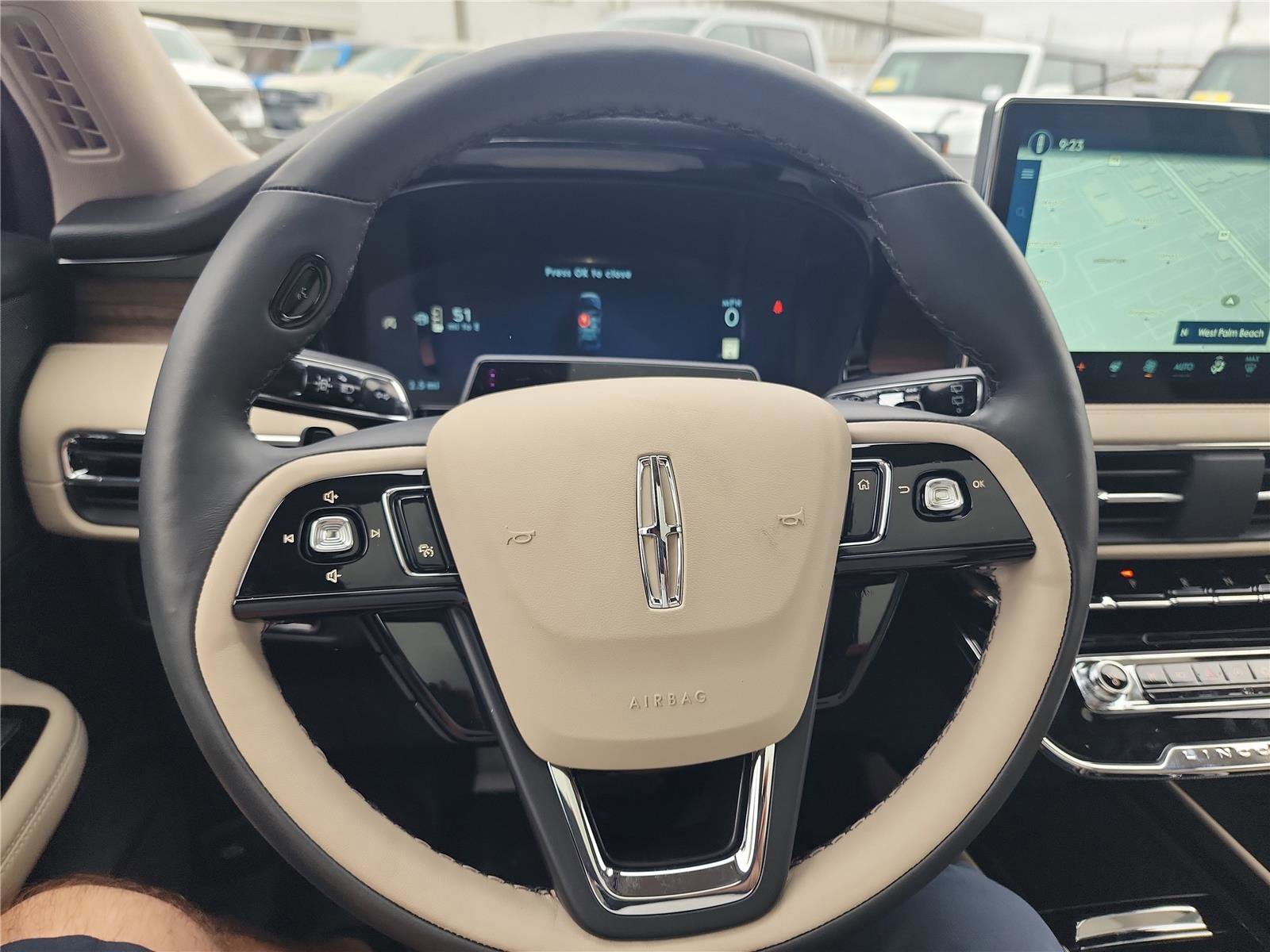 New 2026 Lincoln Corsair Reserve image 30