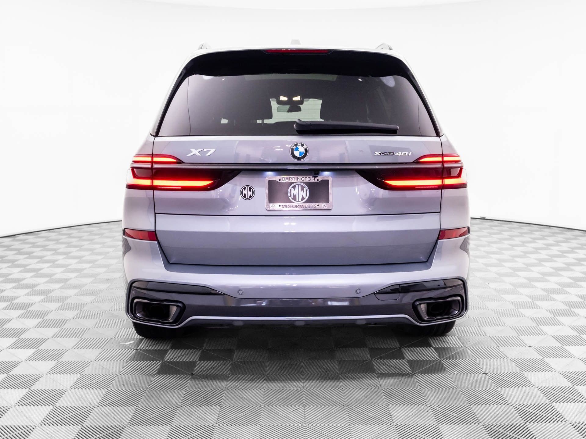 Certified 2026 BMW X7 xDrive40i w/ M Sport Package AWD/4WD image 4