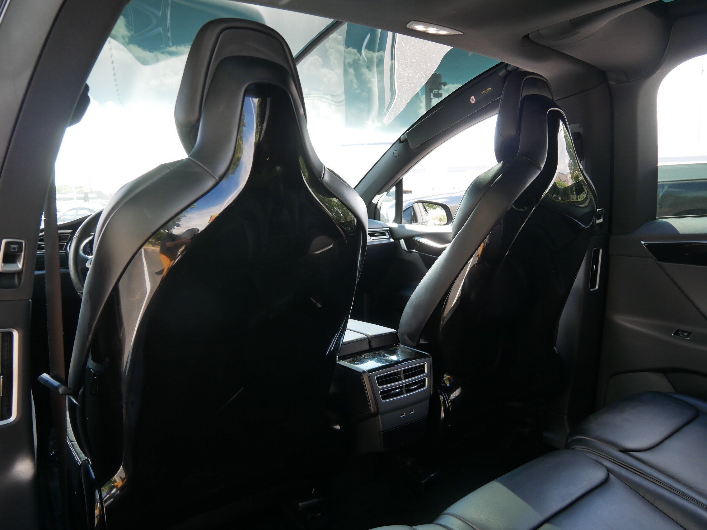 Used 2016 Tesla Model X 75D AWD/4WD image 32